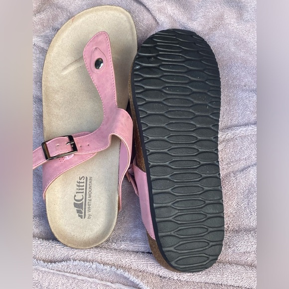 CLIFFS WHITE MOUNTAINS • SANDALS • SZ. 10W - Picture 3 of 3
